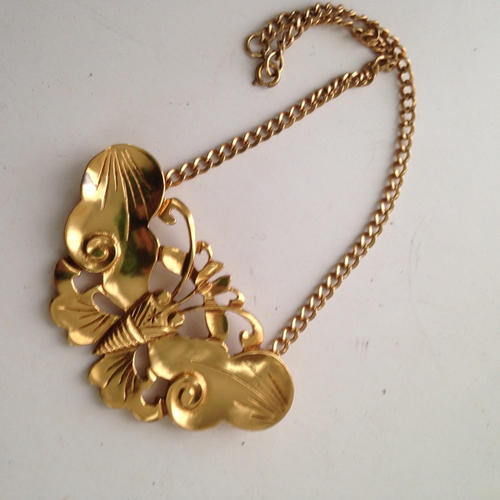 Custom Made, Heavy Gold Plated Butterfly Choker - Picture 3 of 7